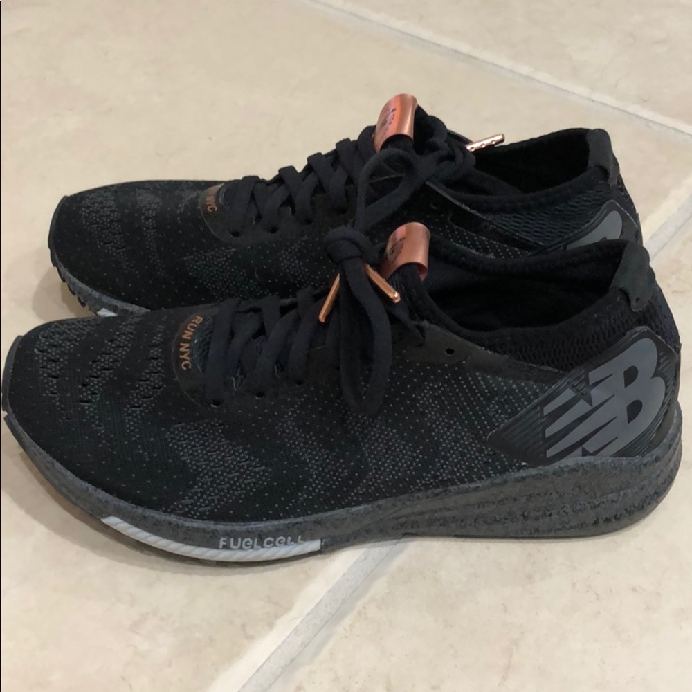 New Balance nyc ‘18 marathon fuelcell sneakers